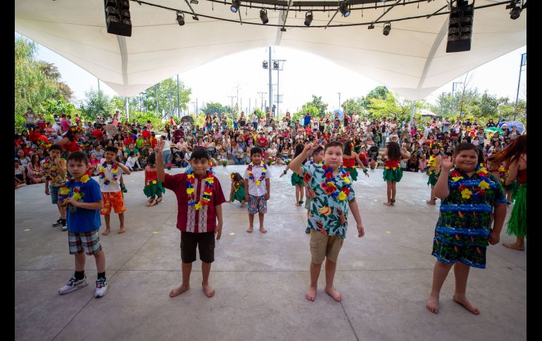 El festival contó con la participación de alumnas y alumnos de los centros educativos 1,2,3: Tuzanía, La Arboleda y DIF Nuevo México, así como de varios preescolares de la zona.