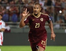 Rondón anotó su gol número 14 en las eliminatorias, el 46 con la camiseta vinotinto. EFE/M. Gutiérrez