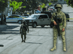 Personal especializado del Ejército, con vestimenta especial, tuvo que intervenir para desactivar el explosivo. AP / SUN / ARCHIVO