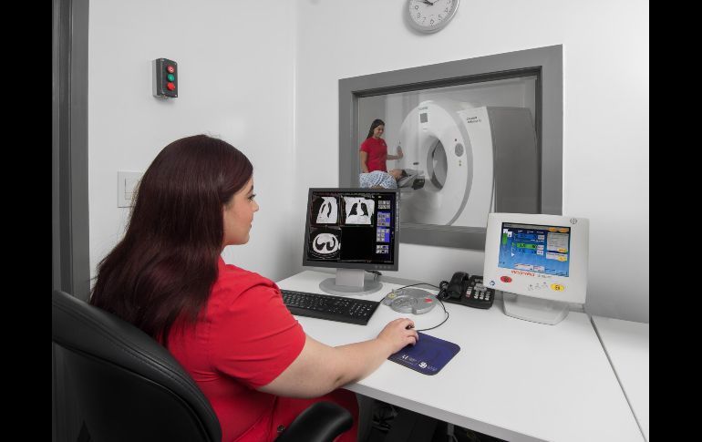 Unidad de Patología Clínica e Imagenología UPC. GENTE BIEN JALISCO / M. Ramírez