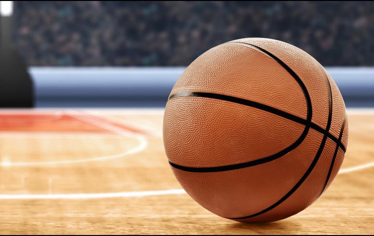 La nacida en Lubbock, Texas, anunció que defenderá la camiseta de Universidad de Oklahoma en la National Collegiate Athletic Association (NCAA). ESPECIAL / CANVA