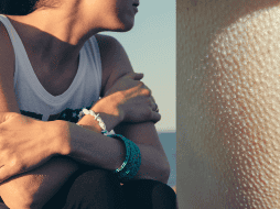 Aunque ya no dependemos de ella para mantenernos calientes o defendernos, sigue siendo una manifestación fascinante de la complejidad de nuestro cuerpo humano. CANVA