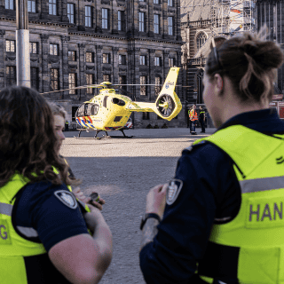 Detienen a hombre tras apuñalar a 5 personas en Ámsterdam