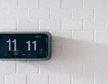 La hora 11:11 en la numerología tiene un significado especial. UNSPLASH/ T. Voyas