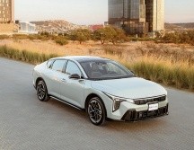 El KIA K4 es producido en México. ESPECIAL