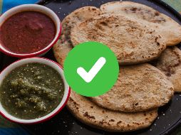 Los tlacoyos se encuentran entre los alimentos que SÍ se pueden vender en las cooperativas. ESPECIAL / CANVA