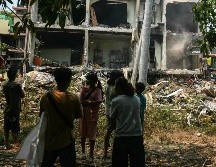 El terremoto de magnitud 7.7, con epicentro en la ciudad birmana de Sagaing, ocurrió ayer viernes,  seguido pocos minutos después de una réplica de magnitud 6.7. AFP / S. Aung Main