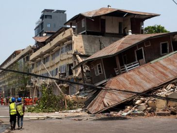 El sismo en Birmania ha dejado al menos mil 700 muertos. EFE / STRINGER