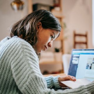 Beca BBVA 'Chavos que Inspiran': ¿Cómo recibir hasta 4 mil 800 pesos mensuales?