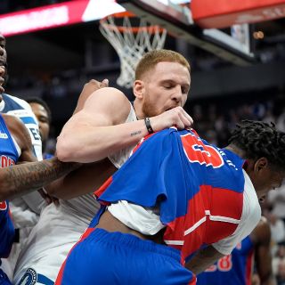 Expulsan a cinco jugadores tras altercado entre Pistons y Timberwolves