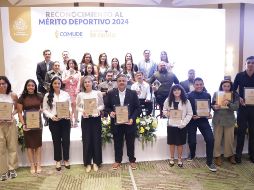 En total se entregaron 12 reconocimientos al Mérito deportivo y 15 menciones honoríficas. CORTESÍA