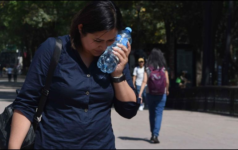 Durante la tarde se pronostica ambiente desde caluroso hasta muy caluroso, prevaleciendo la onda de calor en Guadalajara. SUN / ARCHIVO