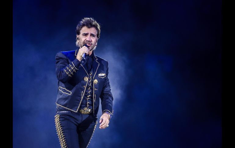 Una noche mágica para cantar con el Potrillo y recordar a su padre, uno de los grandes cantantes de México / FOTO: A. NAVARRO / EL INFORMADOR