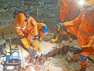 Continúan los trabajos de rescate y ayuda humanitaria en Birmania, tras el mortal terremoto. EFE