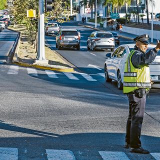 Guardianes Viales funcionan y agilizan tránsito en Acueducto