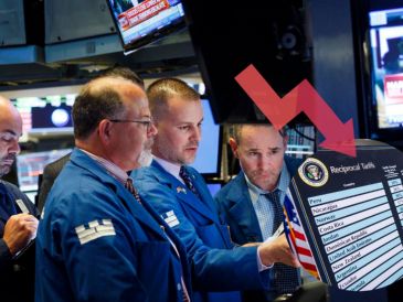 Wall Street resintió el anuncio de aranceles globales de Trump. EFE / ARCHIVO
