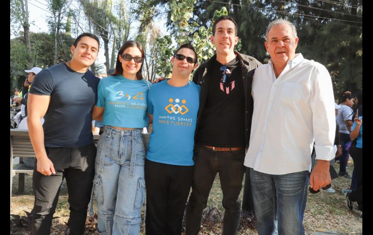 Luis Díaz, Paulina Pérez Rulfo, Alonso Pérez Rulfo, Carlos Cortés Castro y Gabriel Pérez Rulfo. GENTE BIEN JALISCO / C. Jimeno