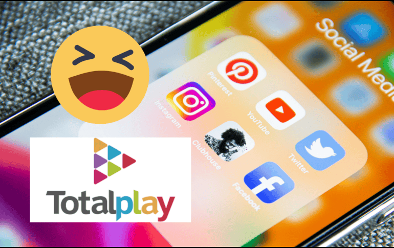 Memes en redes sociales muestran el descontento de los usuarios por el cambio de pagos en Totalplay. UNSPLASH/ A. Ay