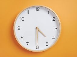 Debemos de tener en cuenta cómo la relación que tenemos con  nuestro tiempo está influenciada por nuestras emociones. CANVA/ ESPECIAL