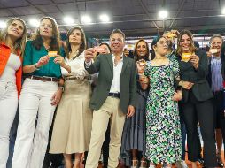 Gobierno de Jalisco refuerza apoyos en salud y transporte