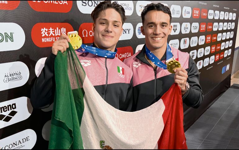 Osmar Olvera y Juan Manuel Celaya se confirmaron como una de las mejores duplas del mundo en la prueba sincronizada del trampolín de tres metros, al entregarle a la delegación mexicana su primer oro en Guadalajara. EL INFORMADOR/ A. García