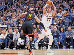 Luka Doncic comandó el poder ofensivo de los Lakers, que se impusieron por 27 puntos. AP