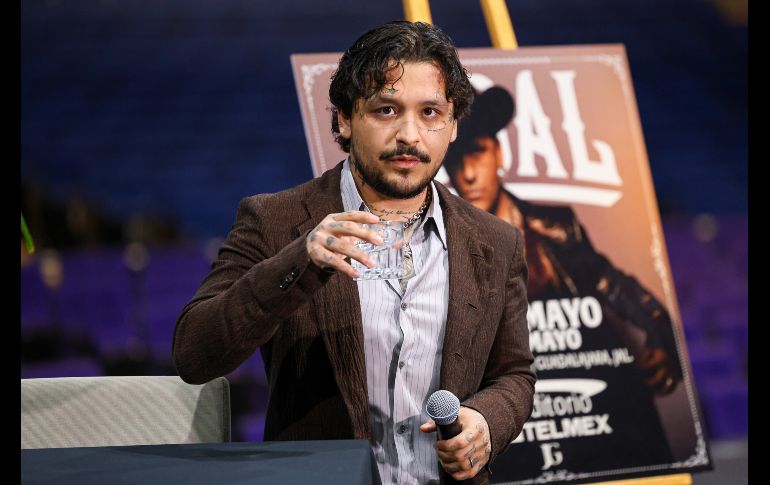 Sin entrar en controversia directa con sus colegas del regional mexicano, el cantante enfatizó que cada estilo musical tiene su propio público y forma de expresarse. EL INFORMADOR / H. Figueroa