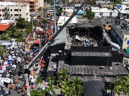 Hasta el momento, el colapso ha dejado un saldo de 58 personas fallecidas y 155 heridas, según los datos preliminares proporcionados por el Centro de Operaciones de Emergencias (COE). EFE