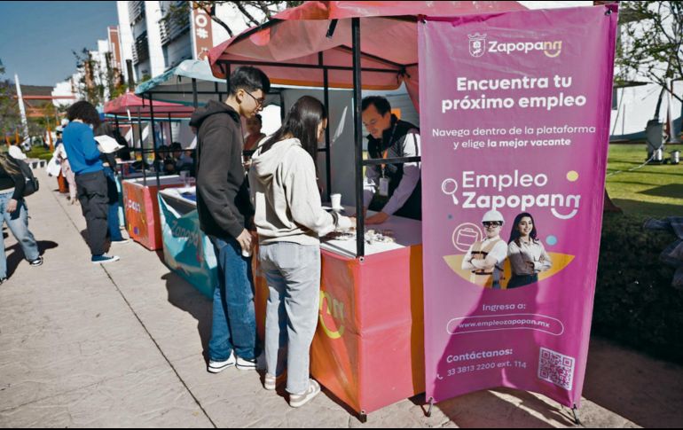 Con “Mi Primera Chamba”, los recién graduados contarán no sólo con un empleo, sino con una remuneración adicional que les otorgará el Gobierno de Zapopan. ESPECIAL