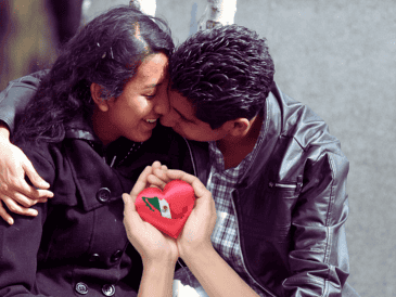 El análisis reconoce al afecto como "una herramienta de comunicación muy poderosa" y revela datos interesantes sobre México. NTX / ARCHIVO