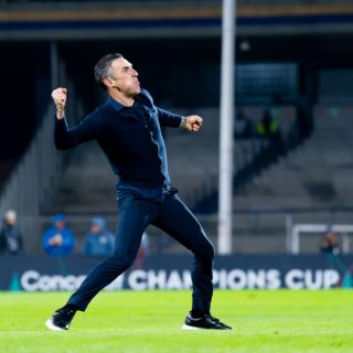 Vicente Sánchez, el técnico que logró lo que nadie pudo en 12 años con Cruz Azul