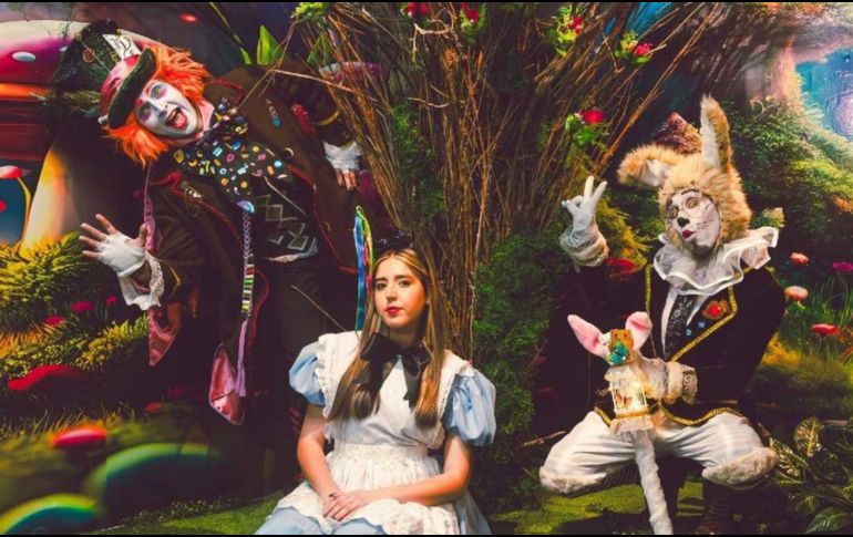 Sigue las aventuras de Alicia a través de siete salas temáticas en Palcco. INSTAGRAM/alicia_inmersiva