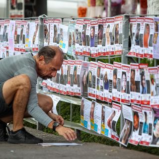 Familiares de desaparecidos 'clausuran' el Senado en apoyo a iniciativa de la ONU
