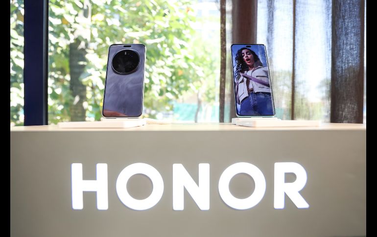 Con la mejor innovación y tecnología ha llegado al mercado el nuevo Honor Magic 7 Pro, que hace uso de la Inteligencia Artificial para mejorar la vida diaria de sus usuarios desde las funciones más básicas. EL INFORMADOR / H. Figueroa