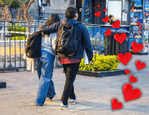 La investigación reveló que la forma en que se expresa y se recibe el afecto varía en todo México dependiendo de la ciudad y la persona con la que se interactúa. EL INFORMADOR / ARCHIVO