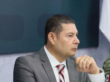 El gobernador poblano dio un ultimátum de un mes al grupo inmobiliario para la donación de terrenos. ESPECIAL / X: @armentapuebla_