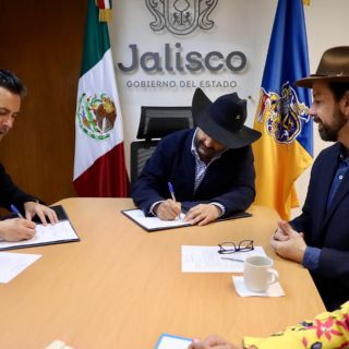 Sader Jalisco firma acuerdo para promover la agricultura regenerativa en el campo