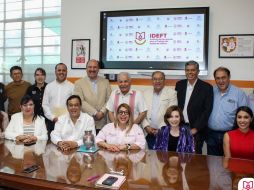 Salvador Cosío Gaona, recibió la visita de Guillermina Alvarado Moreno, directora general del CONOCER. CORTESÍA