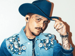 El cantante comparte su proceso al tratar de eliminar la mayoría de los tatuajes que tiene en la cara. INSTAGRAM / @nodal