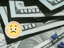 Con este resultado, la moneda nacional ha registrado pérdidas durante tres jornadas consecutivas, acumulando una caída total de 0.88% o 17 centavos en ese lapso. UNSPLASH