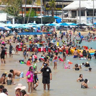 México prevé subida en turistas e ingresos por Semana Santa