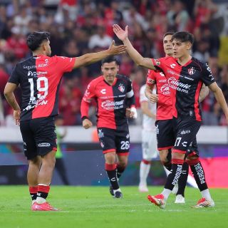 Atlas necesita un milagro para clasificar al Play-In