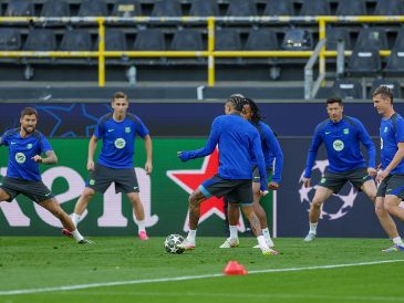 Barcelona acumula 24 encuentros en fila sin perder y hoy están a 90 minutos de regresar a Semifinales de Champions después de seis años. EFE/C. Neundorf