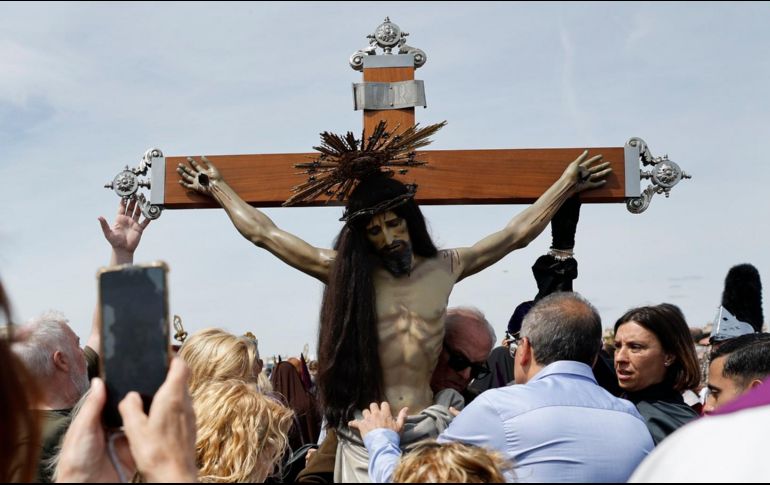 La abstinencia es una forma de penitencia en honor a la muerte de Cristo en la cruz, ocurrida un viernes. EFE/A. Escobar