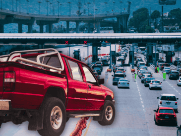 Esta multa a los conductores de camionetas pickup podría ser de casi 3 mil pesos. SUN / ARCHIVO