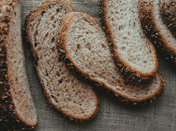 Descubre los beneficios de comer pan de centeno. PEXELS