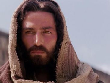 Protagonizada por Jim Caviezel, Maia Morgenstern, Monica Bellucci, Francesco DeVito y más. ESPECIAL