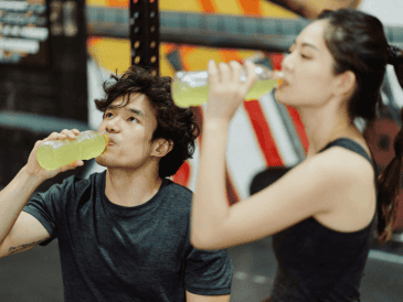 Los sueros rehidratantes pueden ser aliados útiles frente al aumento de las temperaturas. ESPECIAL