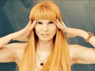 Mhoni Vidente nos revela cómo cada signo del zodiaco vivirá un fin de semana lleno de energía y eventos significativos. FACEBOOK / Mhoni Vidente