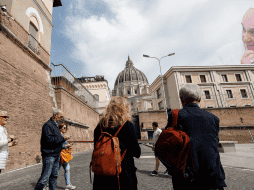 El mundo despertó con la noticia de la muerte del Papa Francisco, fallecido este lunes a los 88 años en su residencia de la Casa Santa Marta. EFE / G. Lami / AP / ARCHIVO